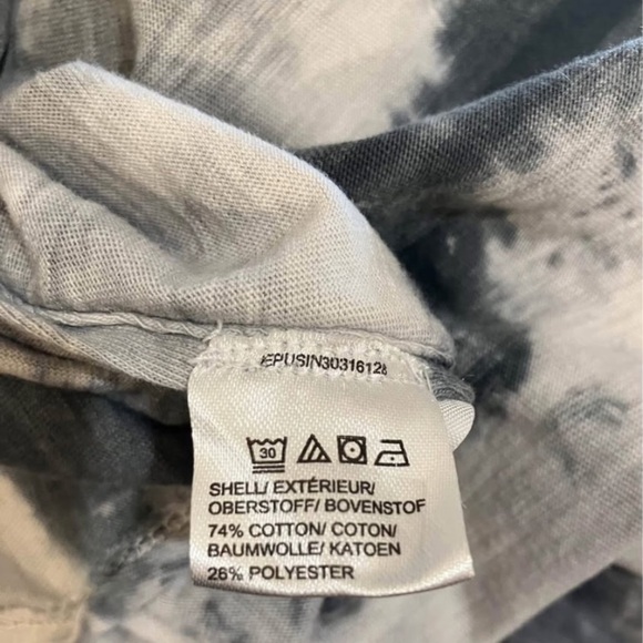 Women’s small Lord & Taylor tie dye with feminine cut - Picture 2 of 13